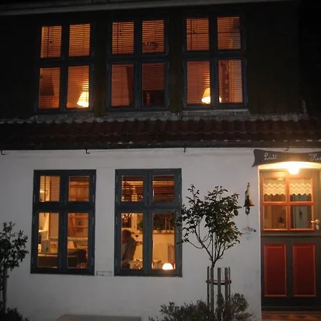 Luett Hus *